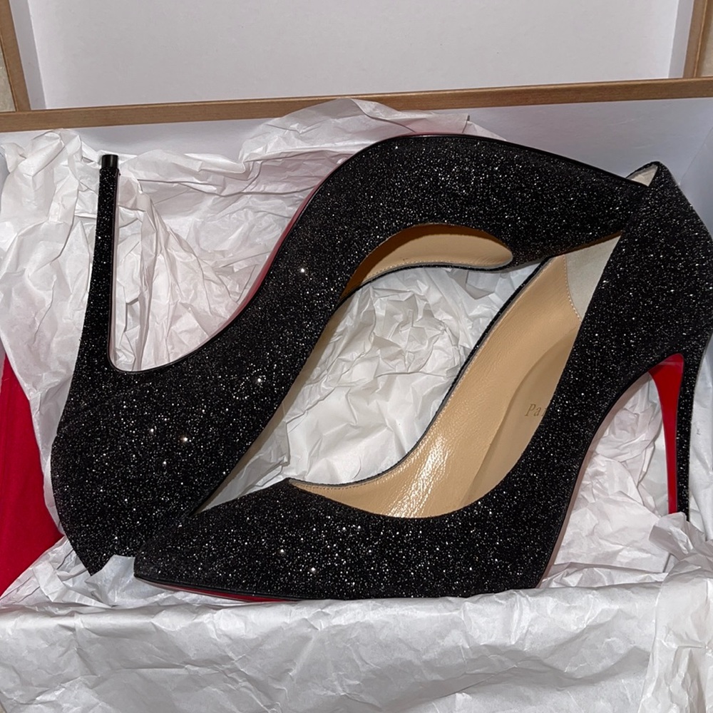 PIGALLE FOLLIES 100